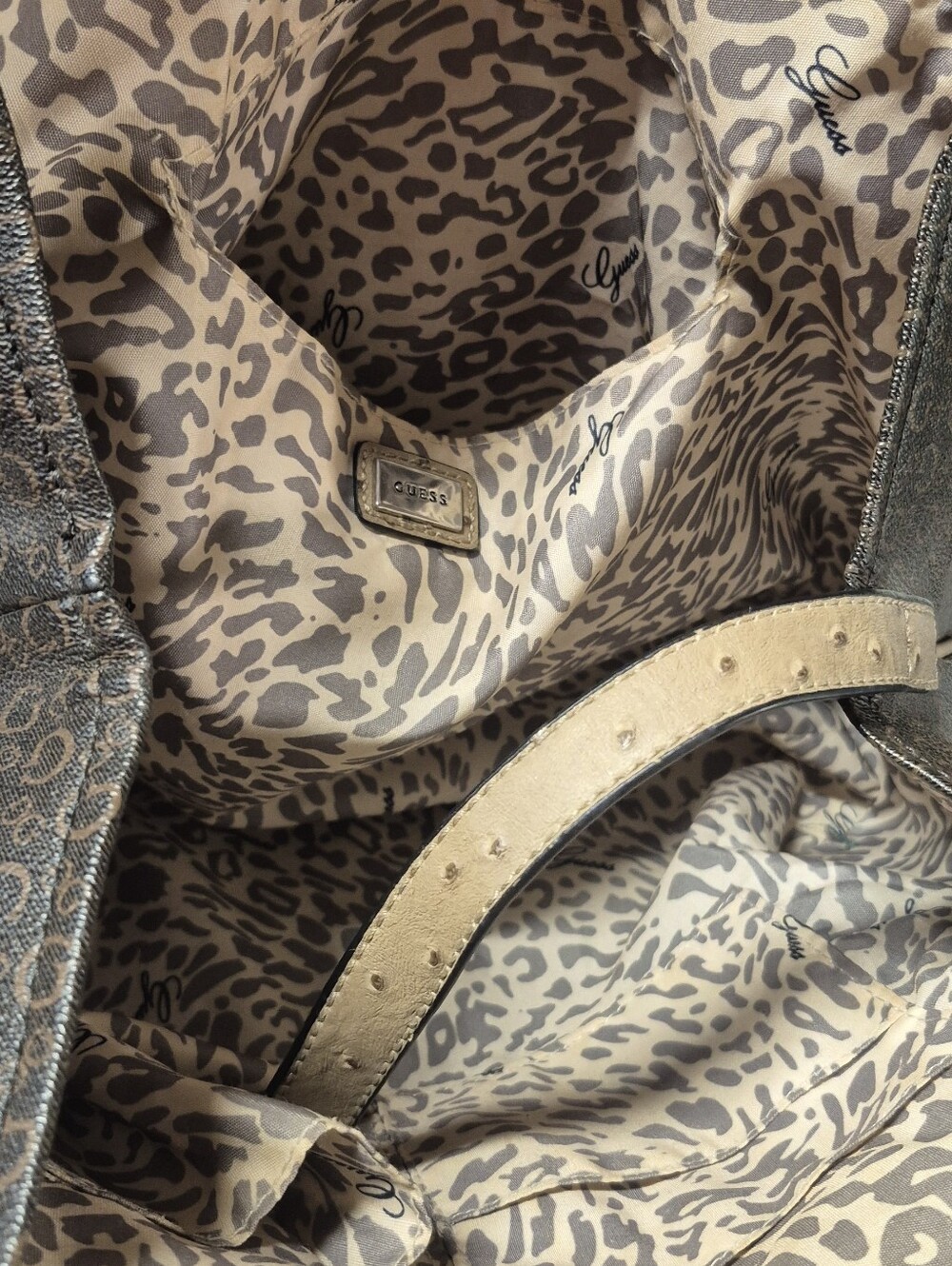 GUESS Signature Monogram Bag - Picture 5 of 5